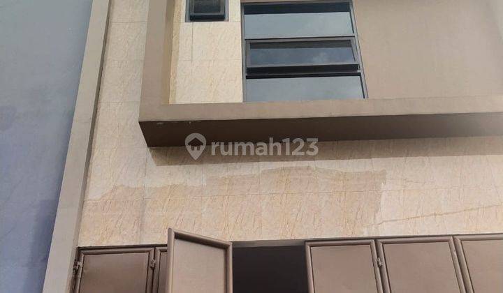 Rumah Baru Minimalis Di Perumahan Tengah Kota Bandung 1