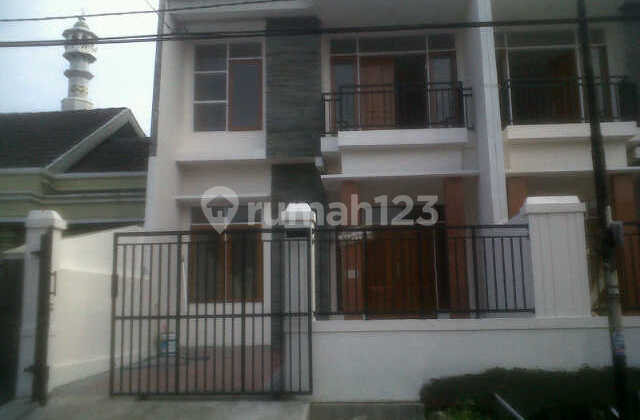 Dijual Rumah Bagus Pondok Kelapa 1