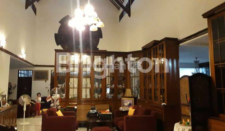 RUMAH MEWAH 2 LANTAI DI KAWASAN ELITE JAKARTA SIAP HUNI 2