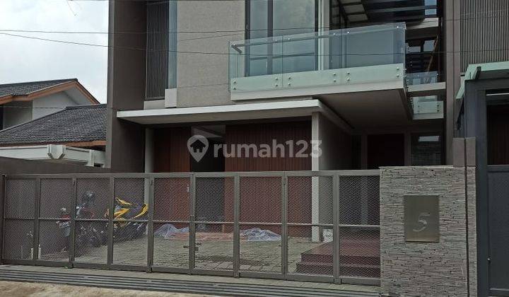 Rumah Baru di Setrasari Kulon, Bandung Kota 1