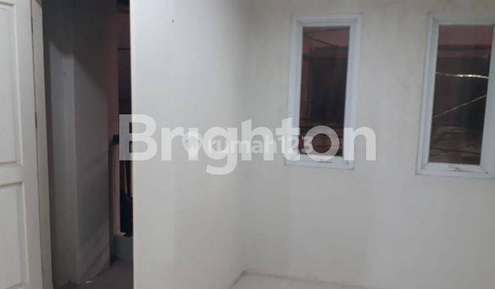 Rumah 3 Lantai Baru Unfurnished Sertifikat Hak Milik di KARTINI PASAR BARU, JAKARTA PUSAT, Jakarta Pusat 1