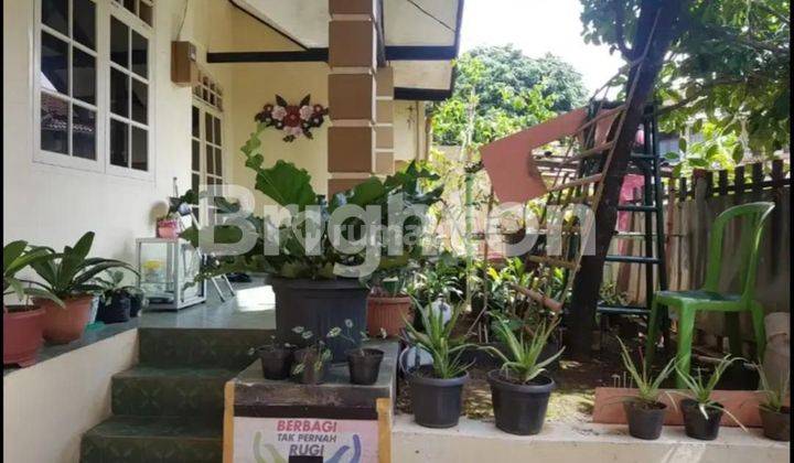 RUMAH 2 LANTAI LOKASI STRATEGIS SIAP HUNI 2