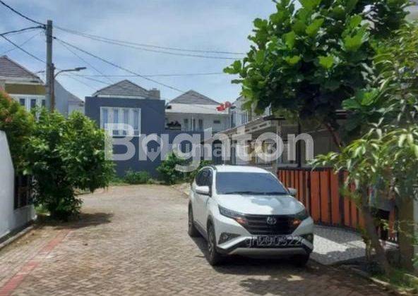 RUMAH CANTIK SEKALI SANGAT NYAMAN 2 LANTAI SIAP HUNI 2