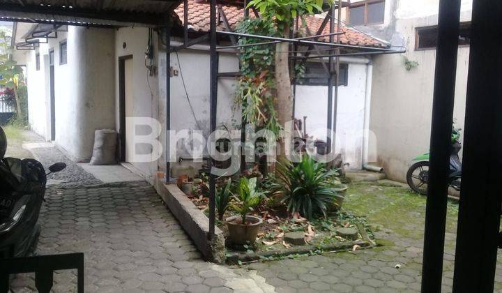 RUMAH TENGAH KOTA JARANG ADA HAJI SAMSUDIN 2