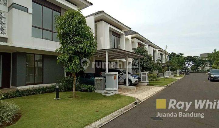 Langka! Murah Rumah 2 lantai BTARI Summarecon Bagus, siap huni gede bage! 1