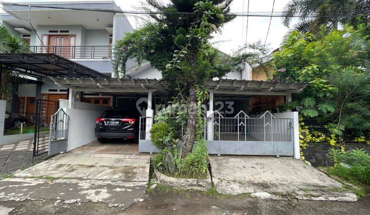 Rumah 2 Lantai Cantik Terawat di Bintaro Jaya Sektor 5 2