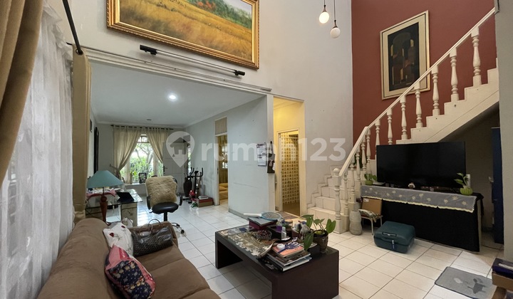 Rumah 2 Lantai Cantik Terawat di Bintaro Jaya Sektor 5