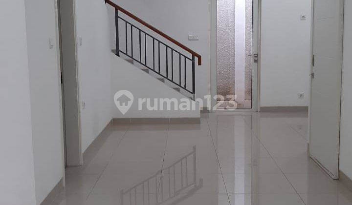 Rumah 2 Lantai di Gading Serpong 2