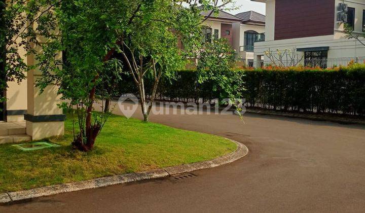 Rumah 2 lantai di Lavon 2