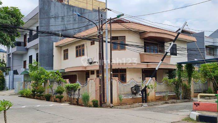 Rumah Pondok Gading Utama, Pegangsaam Indah Barat, Klp Gading Luas 413m2 1