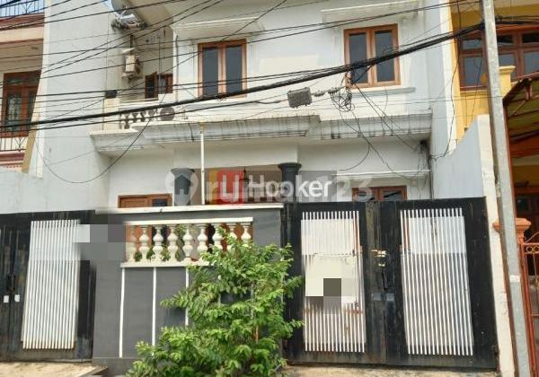 Rumah Bagus Di BCS Area Kelapa Gading Rumah Bagus Di BCS Area Kelapa Gading