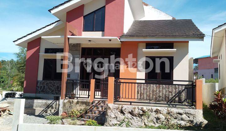 Rumah Cantik terasa di Villa dan terasa mewah 1