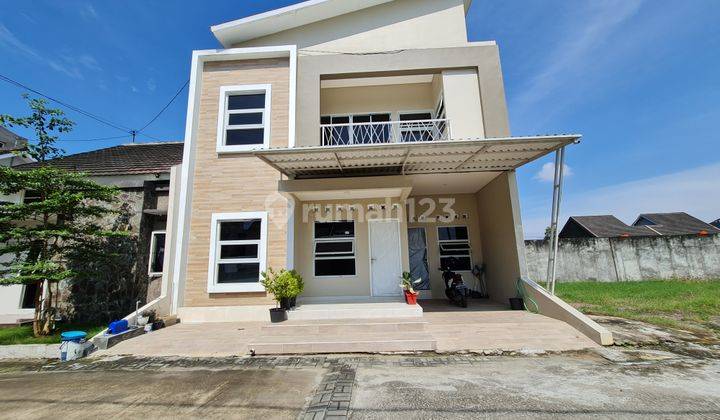 Rumah baru minimalis di cluster elite solo baru 2