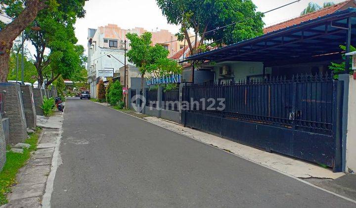 Rumah siap pakai hitung tanah di manahan banjarsari solo 1