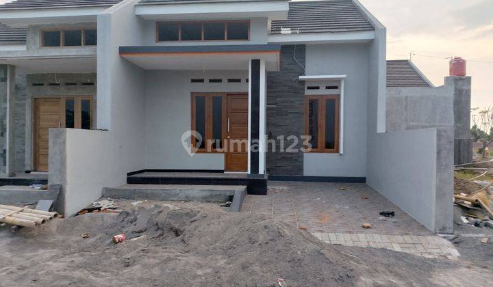 Rumah baru murah di solo baru 2