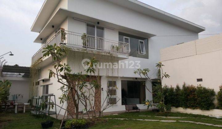 Rumah minimalis modern di nusukan banjarsari solo 2