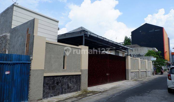 Rumah mewah minimalis dekat slamet riyadi solo 1