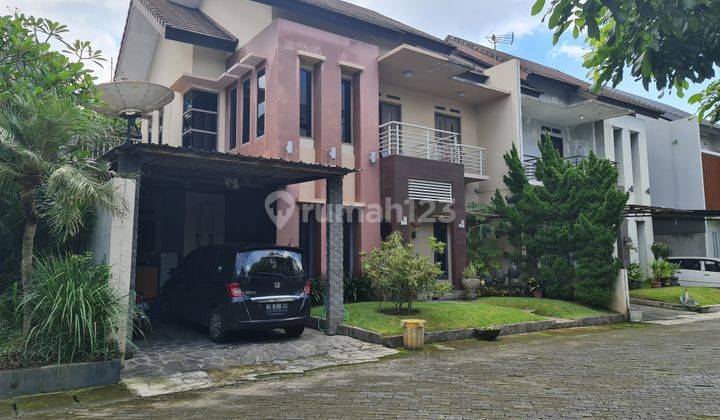 Rumah mewah lingkungan cluster elite di manahan solo.. 1