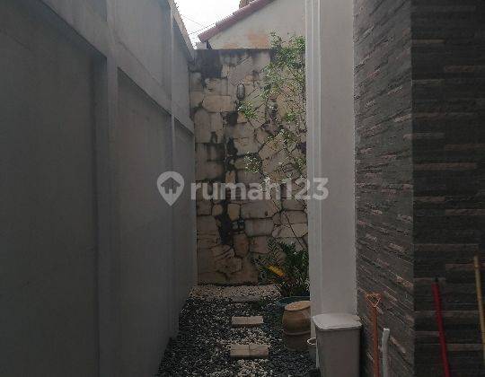 Rumah minimalis solo kota, lokasi bagus, lingkungan elite 2