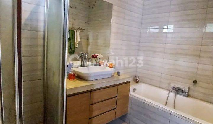 Rumah Minimalis Scandinavian Turun Harga di Bintaro Sektor 9 Dengan Private Pool 2