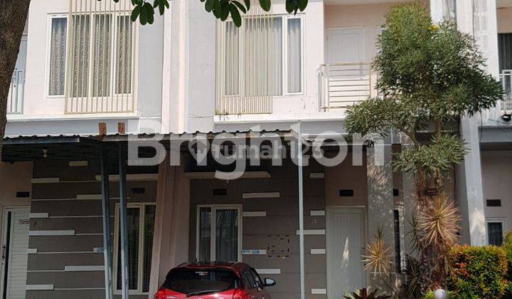 Rumah rasa Villa 2 lantai belakang hotel Orchid kota Batu 1