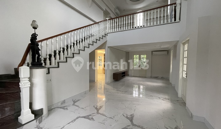 Rumah Mewah 3 Lantai di Tanah Kusir Baru Selesai Renovasi