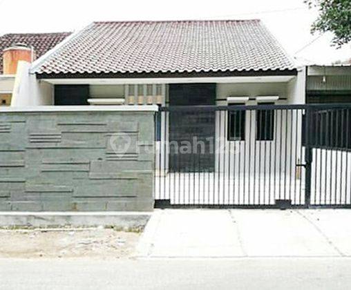 Rumah Asri dan Terawat di jalan Kresna, Bandung kota 1