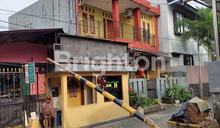 RUMAH 2 LANTAI SIAP HUNI 1