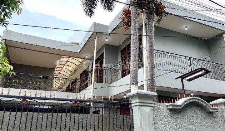 Rumah Kost 2 Lantai, 23 Kamar, Full Furnish, di Kebayoran Lama 1