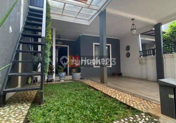 Rumah Cantik Furnished dengan Rooftop di Villa Mutiara Cibubur 1 1