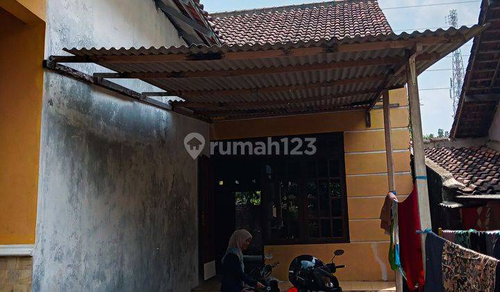 Rumah dijual adem nyaman, ada space ruang untuk jadi gudang. Jl. Candi Penataran Timur, Kalipancur, Manyaran Semarang 2