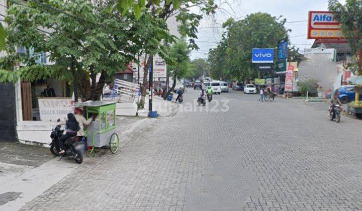 Rumah Cocok Usaha Restoran di Puri Anjasmoro Semarang 2