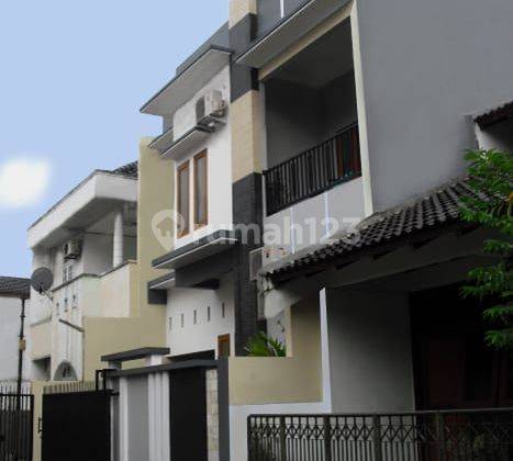 Dijual/ Disewakan Rumah di Jalan Anggrek Semarang  1