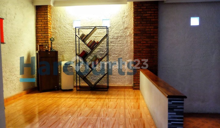foto lainnya jual rumah 2 lantai di