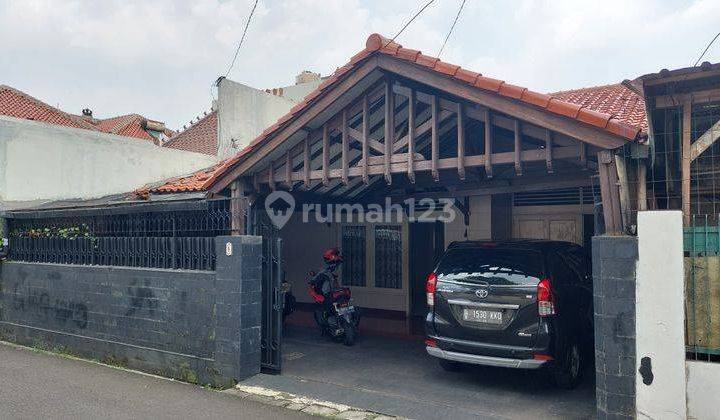 Rumah Tinggal di Blok A Kebayoran Baru Dekat Ke Stasiun Mrt Shm 1