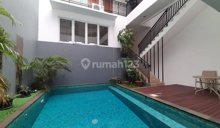 Rumah dalam townhouse di kemang security 24 jam private pool 1