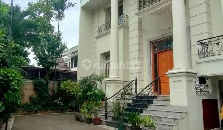 Rumah Mewah di Jalan Utama di Pondok Indah 1