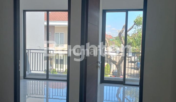 RUMAH TAMAN MUTIARA PAKUWON CITY, NEW GRESS SURABAYA TIMUR 2