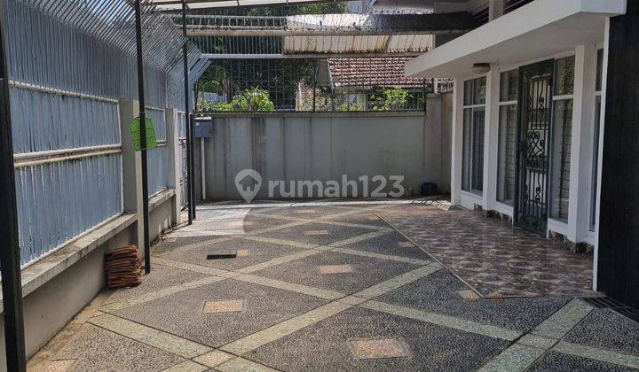 Rumah di Jalan Erlangga Barat Semarang 1