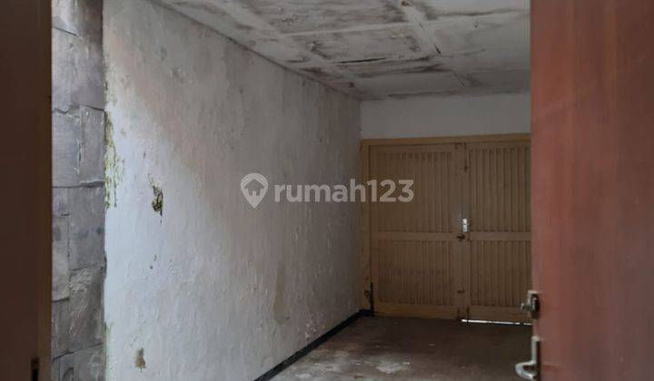 Rumah di Jalan Anggrek Semarang Tengah 2