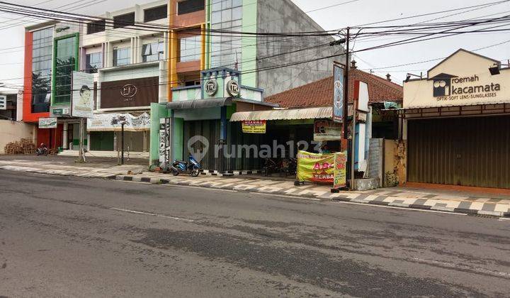 Rumah di Kelud Raya 1