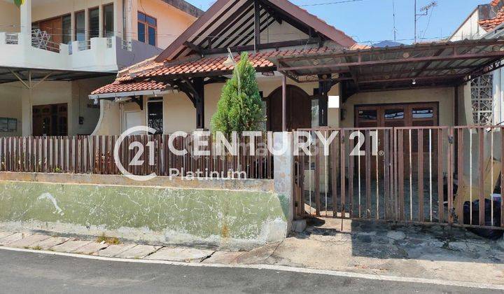 Rumah di Jalan Genuk Perbalan 1