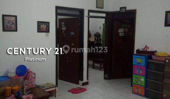 Rumah di Jalan Kangguru Selatan 2