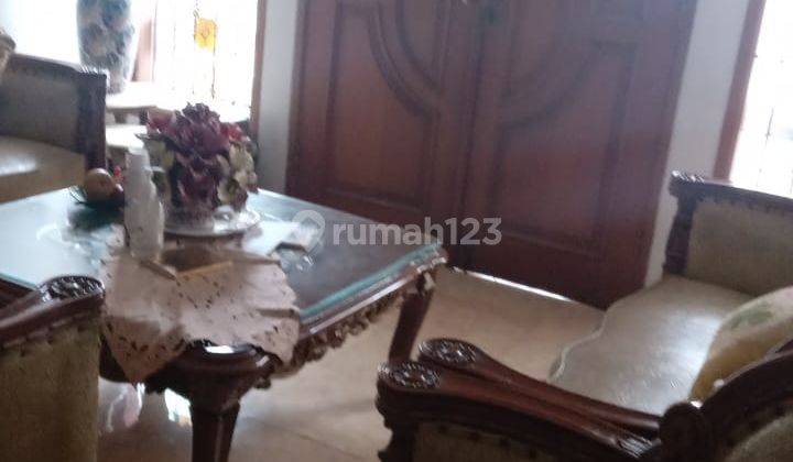 Rumah 2 lantai ,harga Nego ,Lokasi Tenang di Kelapa Gading 2