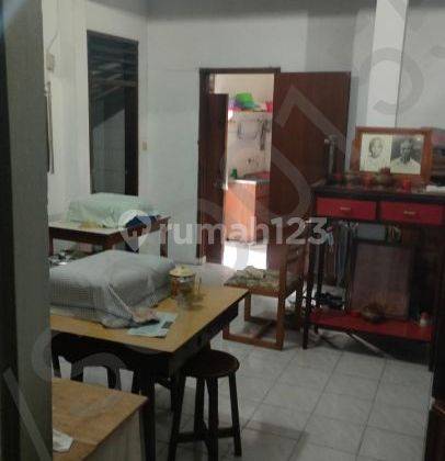 RUMAH LOKASI STRATEGIS SENEN JAKARTA PUSAT 2