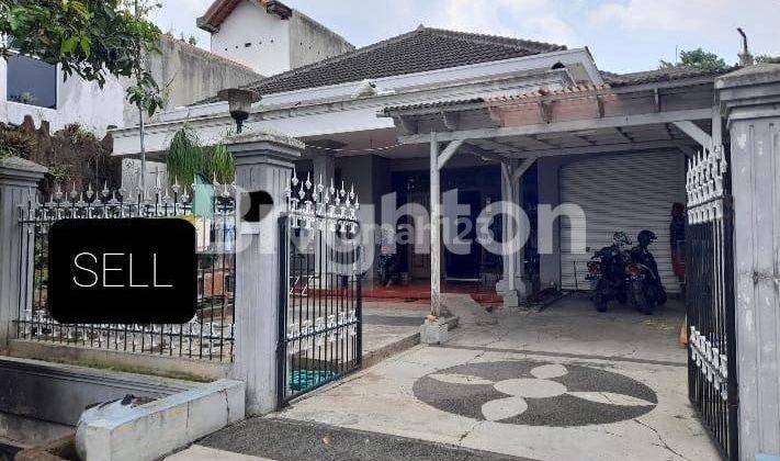 RUMAH LUAS DAN  STRATEGIS DI TENGAH KOTA MALANG 1