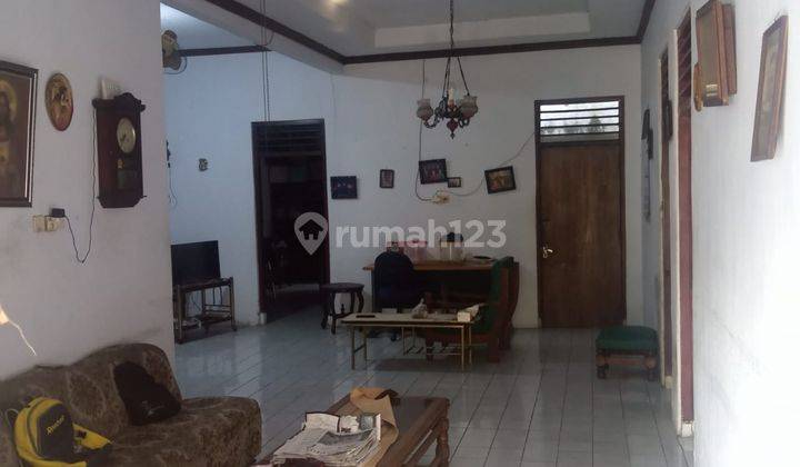 Dijual Rumah Dekat Arion Plaza Rawamangun 1