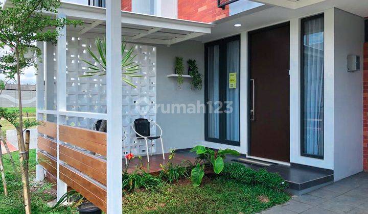 Rumah Cantik di Kebayoran Bintaro 1