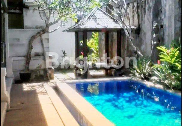 LUXURY VILLA IN THE CENTER OF SEMINYAK 1