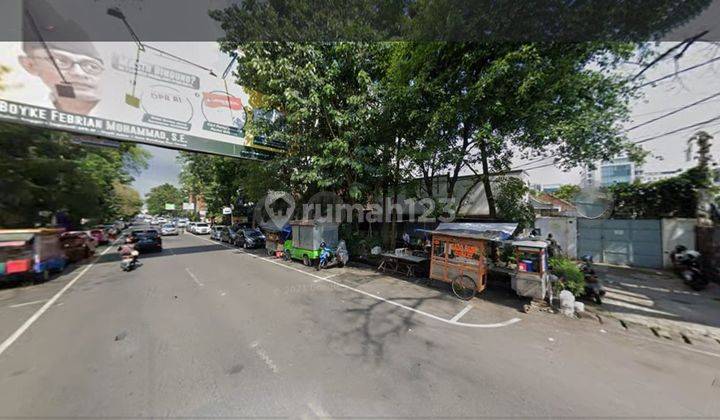 Rumah Hitung Tanah di Mainroad Naripan, Bandung 2